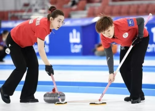 推動(dòng)冰雪運(yùn)動(dòng)高質(zhì)量發(fā)展 夯實(shí)冰雪經(jīng)濟(jì)發(fā)展基礎(chǔ)